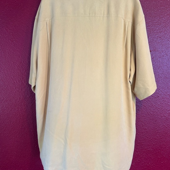 Tommy Bahama Yellow Silk Shirt, Size XL (Flaws-See Photos) - Picture 5 of 8